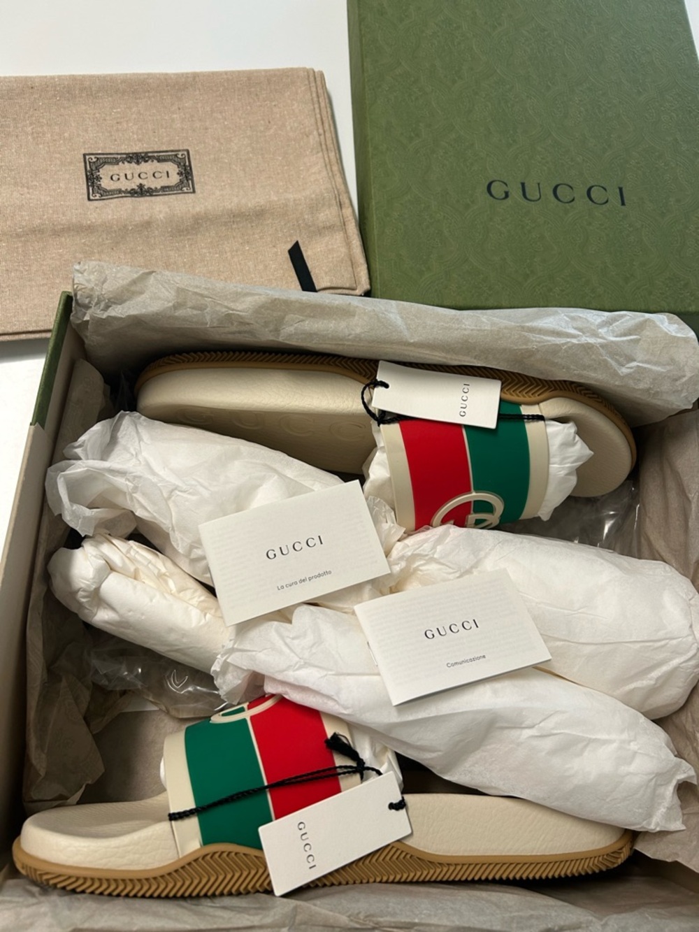 **AUTHENTIC** Gucci Cream Slides with Signature Red & Green Stripes - Picture 6 of 8